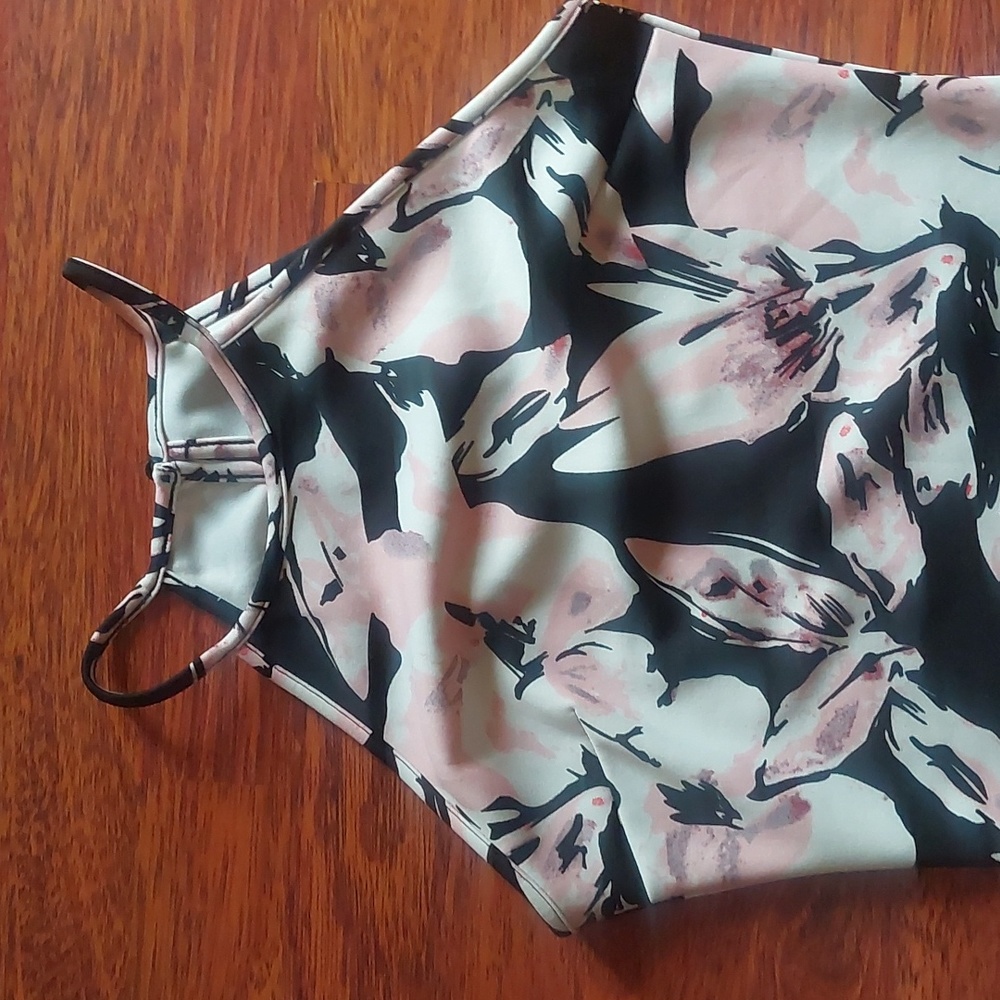 Mini dress - Picture 2 of 7